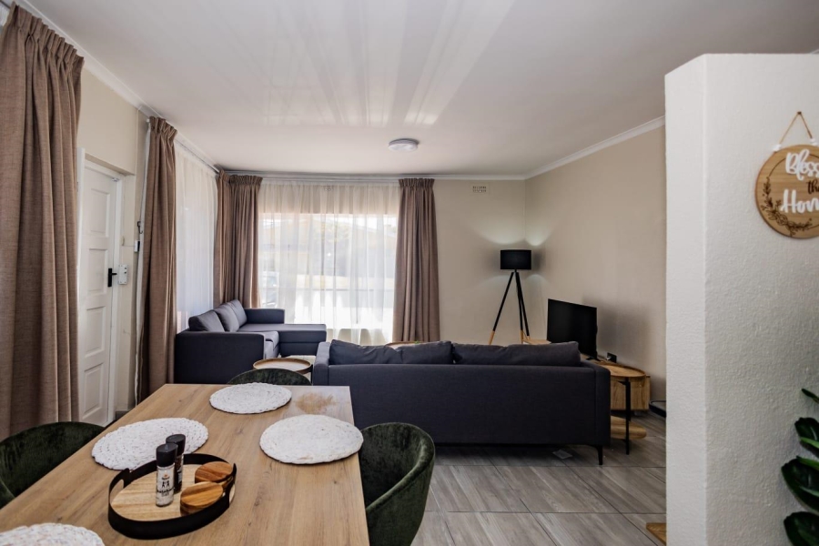 To Let 3 Bedroom Property for Rent in Protea Heights Western Cape